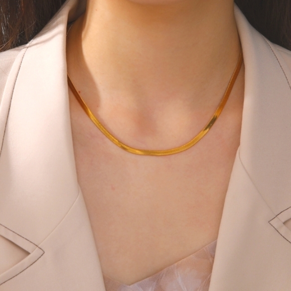 Lux Classic Herringbone 18K Gold Plated Chain - Picture 2 of 2